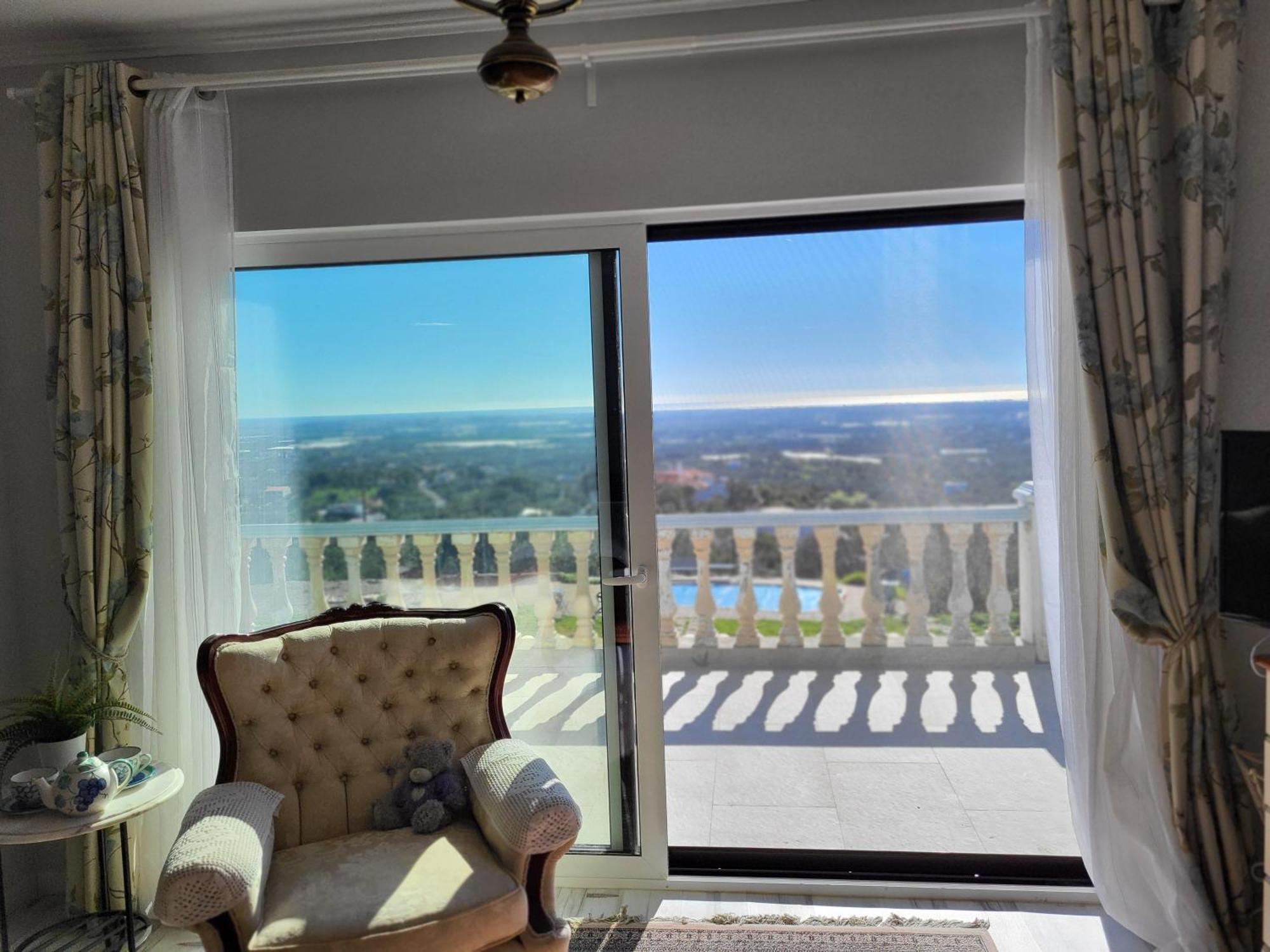 Vista Magica B&B Санта-Барбара-де-Некс Экстерьер фото